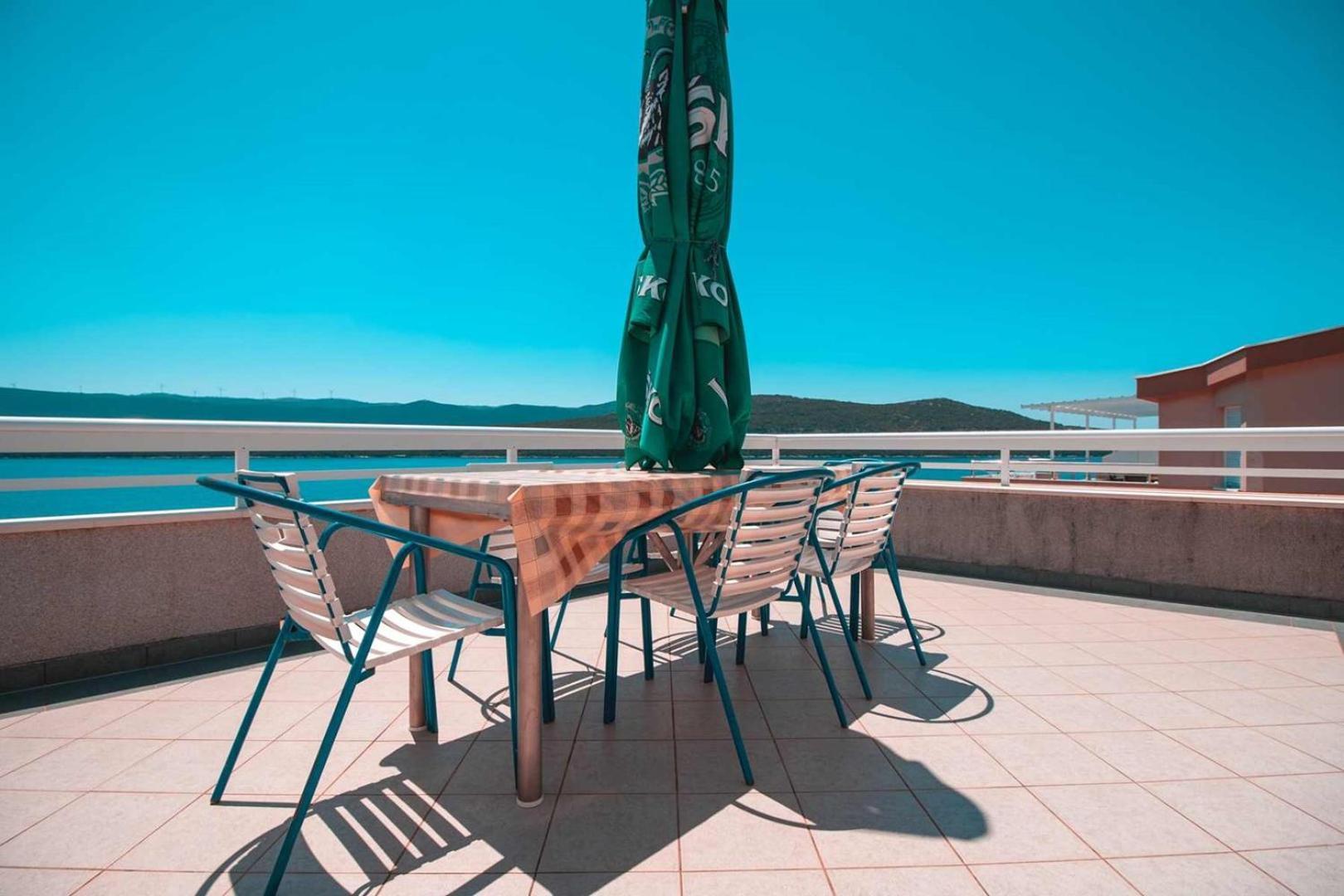 Villa Raguz Sa Privatnom Plazom I Garazom Неум Екстер'єр фото